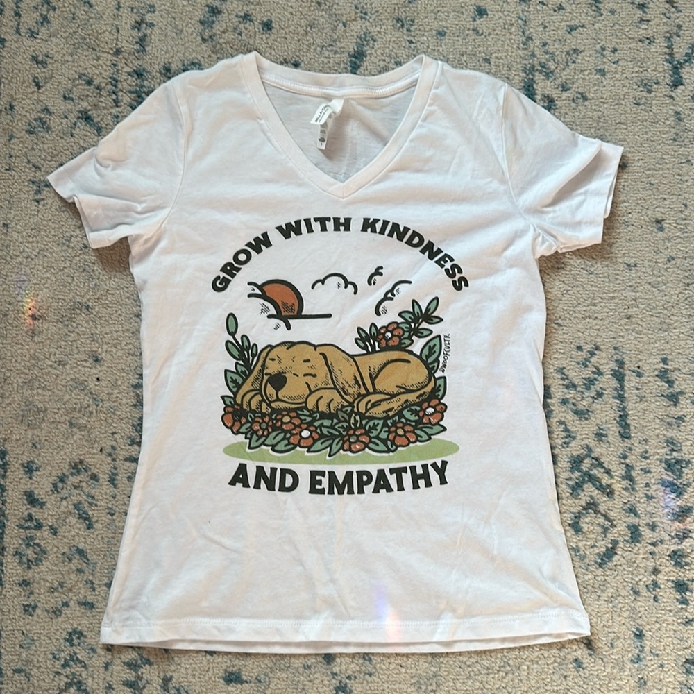 Grow in Kindness vneck
